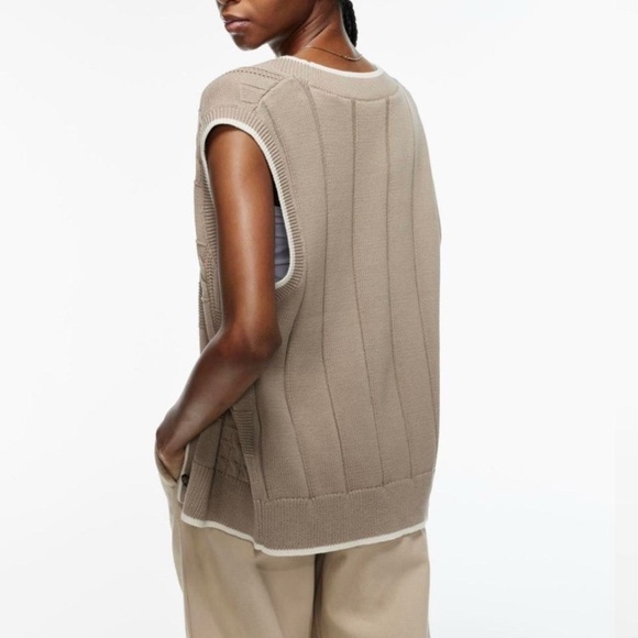 TNA Rochester knite vest size XS - Picture 3 of 10